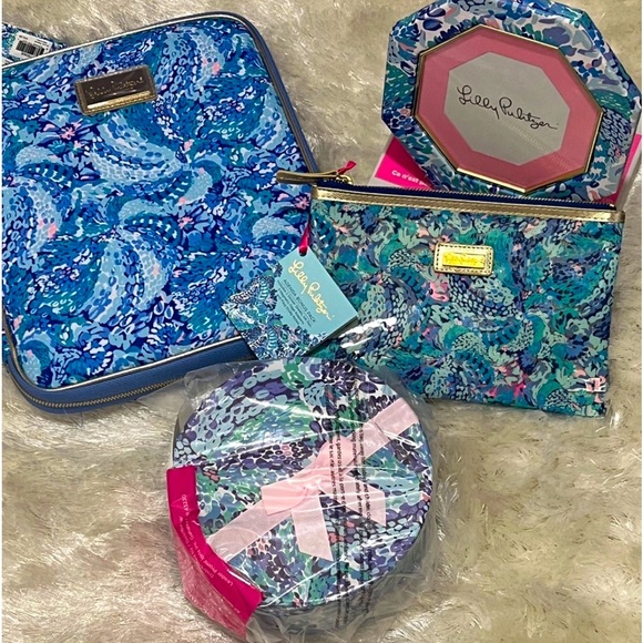 LILLY PULITZER GIFT MATCHING LARGE GIFT SET PRINTED STORAGE BOX W/ EARRINGS ETC - Picture 3 of 11